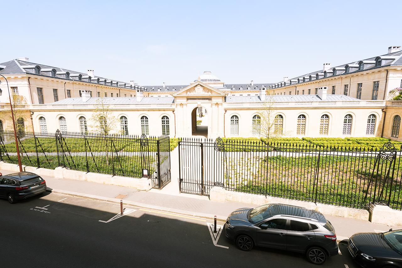 Hotel Des Lys Versailles Exterior foto